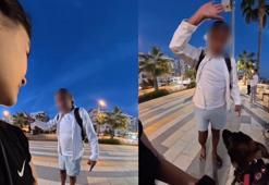 Bankta köpeğiyle oturan kız çocuğu kabusu yaşadı! 'Keserim, git buradan'