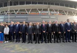 Galatasaray'da Dursun Özbek'ten 10 Kasım mesajı