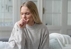 Sadece hafif öksürük ve ateş ‘zatürre’ belirtisi olabilir! 8 adımda korunmak mümkün