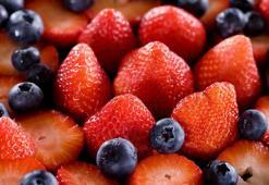 Çilek mi yoksa yaban mersini mi daha sağlıklı? Biri diğerinden bir adım önde