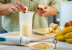 Muzlu smoothie'yle zayıflamak mümkün! Bu malzemeyi çıkarın, tok tutan lezzet