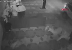 Ankara'da otomobil durağa daldı