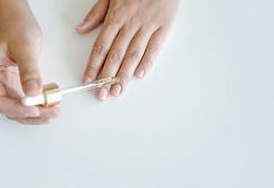 Tırnak etlerini pamuk gibi yapıyor! Nemi hapseden tüyo