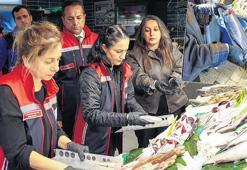 Balık boyları tezgâhta uygun