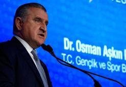 Bakan Bak'tan yasa dışı bahisle mücadele mesajı: Türkiye'nin örnek bir ülke olmasına kararlılıkla devam edeceğiz