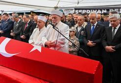 Sakarya şehidini uğurladı... Bakan Uraloğlu cenaze merasimine katıldı