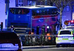 Stockholm'de otobüs faciası! Ölü ve yaralılar var