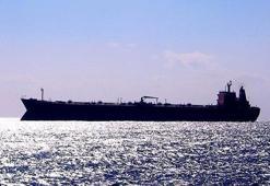 İran duyurdu! Marshall Adaları bayraklı petrol tankerine 'izinsiz yük taşıdığı' gerekçesiyle el konuldu