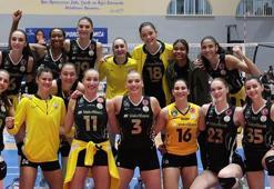 Sultanlar Ligi'nde VakıfBank set vermeden galip