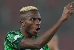 Galatasaray'da Osimhen depremi! Gözyaşlarına hakim olamadı