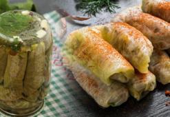 Etli ve zeytinyağlı lahana devri bitti! 10 günde hazır turşu sarması efsane oluyor