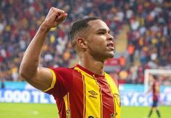 Göztepe'de Juan Silva rakiplere kabus oldu!