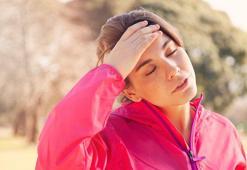 Mevsim geçişleri, yalnızca doğayı değil, bedenimizi de etkiliyor! Artan baş ağrılarına dikkat