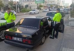 Yüksek sesli müzik zevki pahalıya patladı! Hem araç gitti hem ehliyet