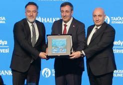 Cevdet Yılmaz: Enflasyonla mücadeleyi temel öncelik haline getirmiş durumdayız