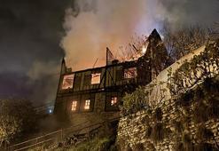 Safranbolu'da 150 yıllık tarihi konak yandı