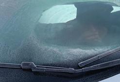 Fotoğraflar bugün çekildi! Şehir eksi 13’ü uyandı: Araç camları buz tuttu