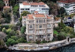 İstanbul Boğazı’nın en ihtişamlı binası satışa çıkarıldı