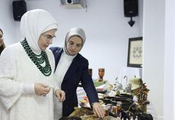 Emine Erdoğan, Johannesburg’da Yunus Emre Enstitüsü’nü ziyaret etti