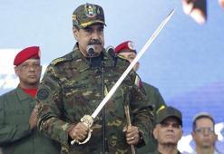 Venezuela lideri Maduro, ABD’nin B-52’lerine karşı kılıç çekti! ‘Bizi asla yenemezler’