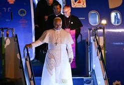 Türkiye ziyareti süren Papa 14. Leo İstanbul’a geldi