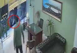 Yer: İstanbul! Demir duba dükkanın içine böyle fırladı