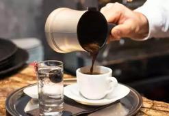 Kahve makinesini temizlerken yapılan hata! Bozulmasına neden oluyor