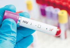 Dünya hâlâ salgının gölgesinde