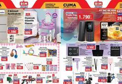 BUGÜN SATIŞA ÇIKTI! BİM 5 ARALIK AKTÜEL KATALOĞU | BİM 5 Aralık Cuma aktüel kataloğunda neler var? Tuşlu Cep Telefonu, Ankastre Set, Hava Üfleyici, Buharlı Mop, Balkabağı Şekilli Kase...