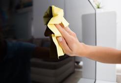 Televizyonu böyle temizlemek çizilmesine neden oluyor! İşte çizik bırakmayan temizlik yöntemi