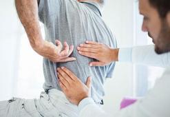 Sırt ağrısı deyip geçemeyin! Mesane kanseri habercisi olabilir