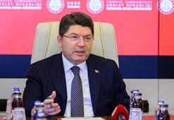 Adalet Bakanı Tunç, dereceye giren hakim ve savcı adaylarına cübbelerini teslim etti