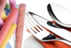 Çatalı kaşığı parlatıyor! Kabartma tozu ve deterjan rafa: 1 parça atmak yetiyor