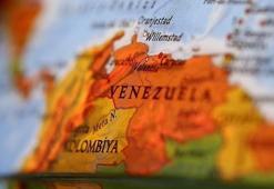 Venezuela, ABD'nin talebi üzerine göçmenler için geri dönüş uçuşlarını yeniden başlatacak