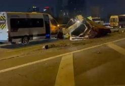 Bağcılar TEM Otoyolu'nda zincirleme kaza! Trafik durma noktasına geldi