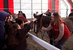 Hipodrom.com Atla Terapi Merkezi’nde özel çocuklar için anlamlı etkinlik!