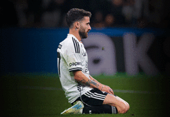 Bilal Meşe'den Beşiktaş'ta antrenmanlara çıkmayan Rafa Silva'ya sert sözler! 'Batsın senin gibi yıldız'