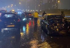 Eyüpsultan TEM Otoyolu’nda 7 aracın karıştığı zincirleme kaza!