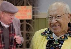 Dünyaca ünlü komedyenden acı haber! Hayata veda etti