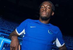 Beşiktaş'tan hem stopere hem 8 numaraya transfer!