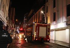 Van'da otel restoranında çıkan yangın itfaiye ekiplerinin müdahalesiyle söndürüldü