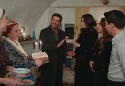 Cihan ve Alya aşka geldi - Uzak Şehir