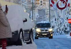 Şırnak'ta kar esareti: Beyaz örtü yarım metreyi geçti