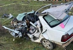 İzmir’de feci kaza: 1 ölü, 1 yaralı