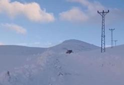 Kent yok oldu! Kar 1 metreyi aştı, her şeyi yuttu