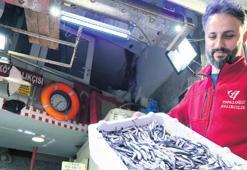 Hamsi yüz güldürdü