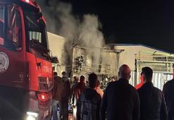 Kocaeli'de geri dönüşüm deposunda yangın