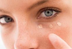 Gözaltı torbalarını engelleyen mucize formül! 10 dakika bekletin