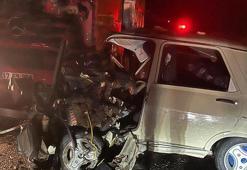 Kahramanmaraş'ta TIR ile otomobil kafa kafaya çarpıştı!