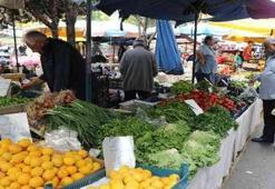 Pazar alışverişi için evden çıktı, kamyonun altında can verdi